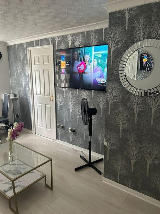 Spacious Two Bedrooms Дагенем